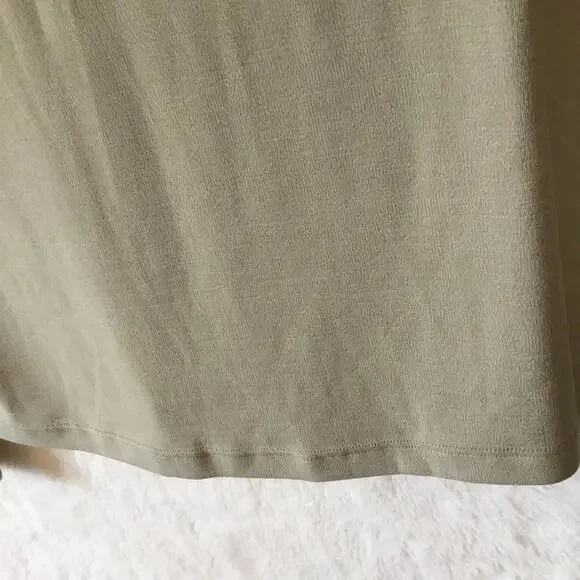 Bebe Beige Long Sleeve V-Neck Top - Picture 10 of 13